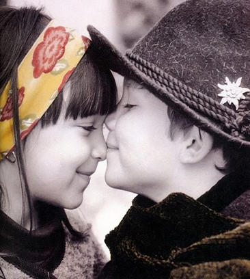 children kissing